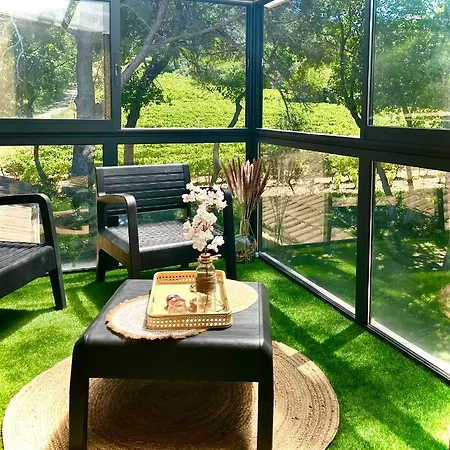 Entre Vignes Et Horizon Appartement Avec Jacuzzi Privatif Et Piscine Commune Chauffee Sablet Exterior foto